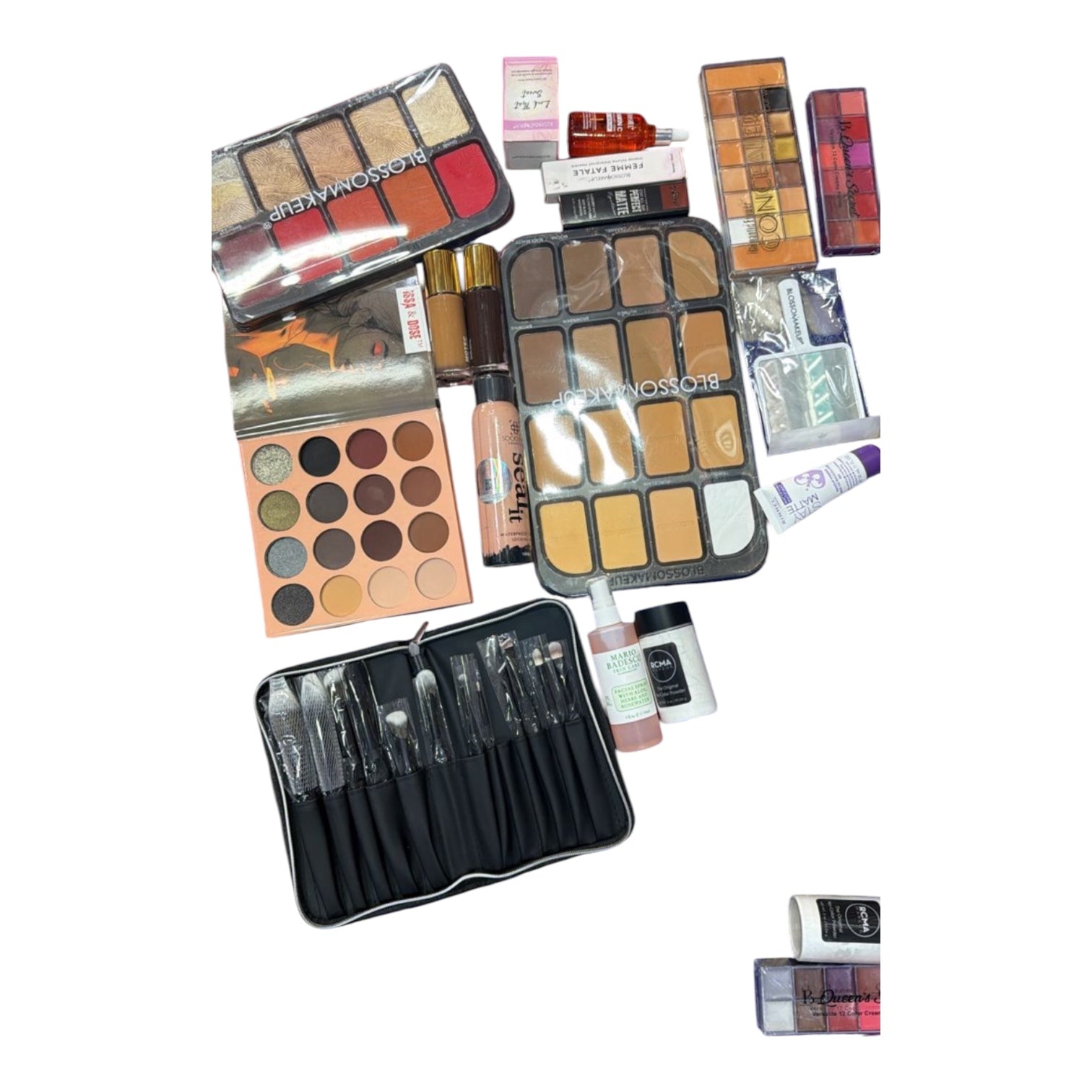 KiT Makeup